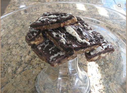 Oreo Crusted Crunch Toffee: MomYvonne's Candy
